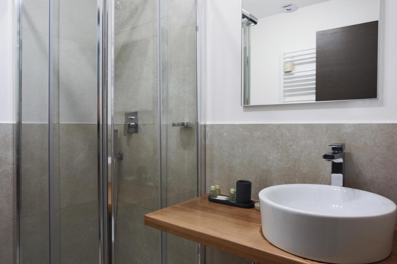 Bespoke Roma Suites Exteriör bild