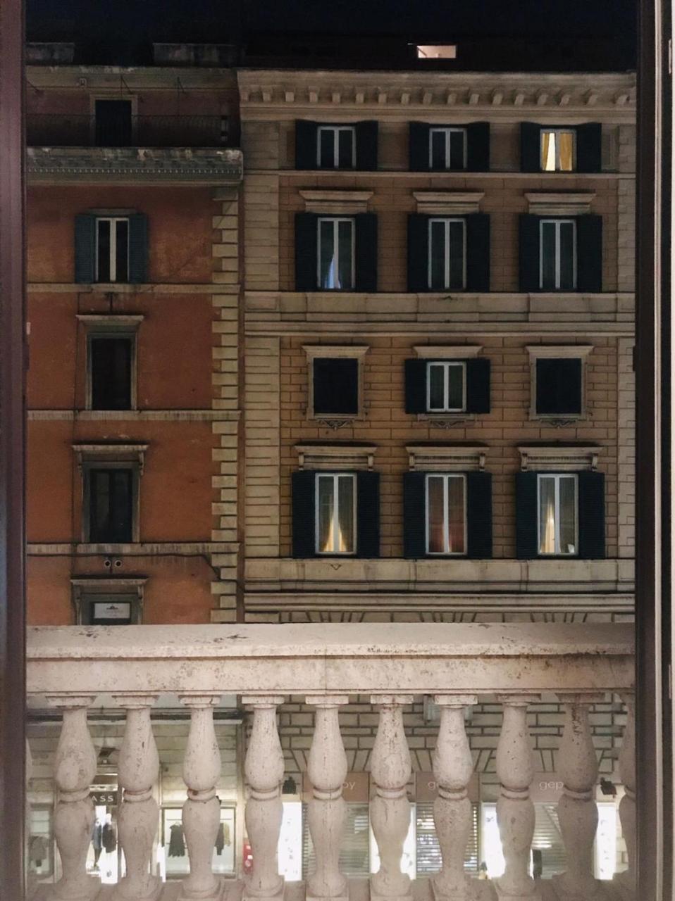 Bespoke Roma Suites Exteriör bild