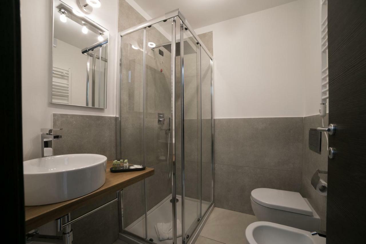 Bespoke Roma Suites Exteriör bild